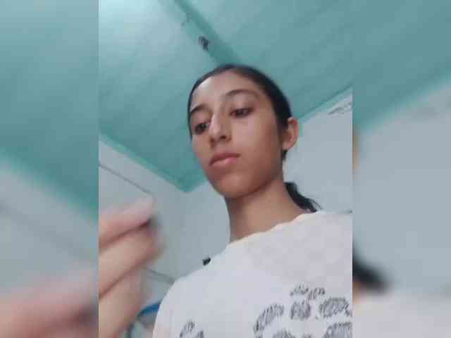 AlinaPopy webcam