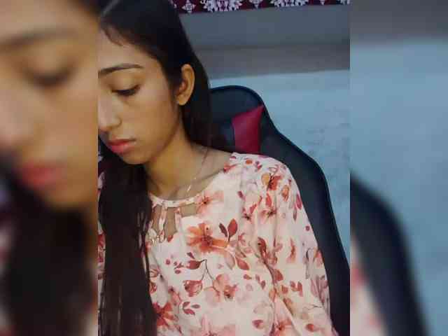 AlinaPopy webcam