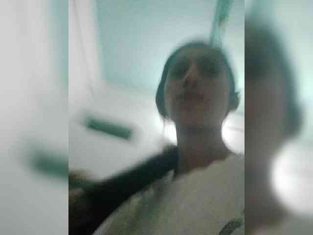 AlinaPopy webcam