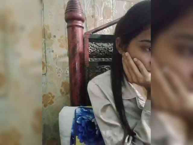 AlinaPopy webcam