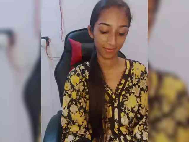 AlinaPopy webcam