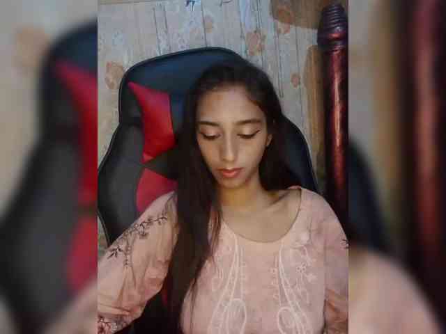 AlinaPopy webcam