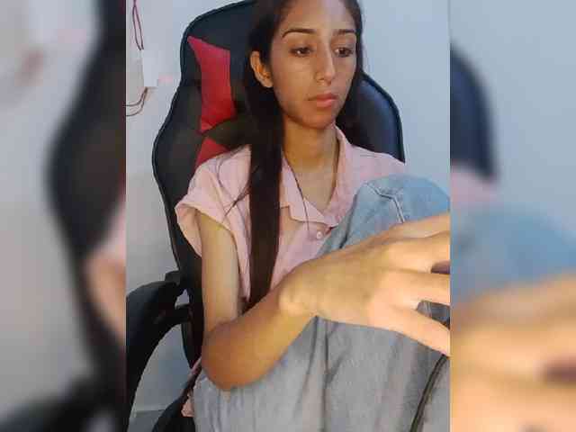 AlinaPopy webcam