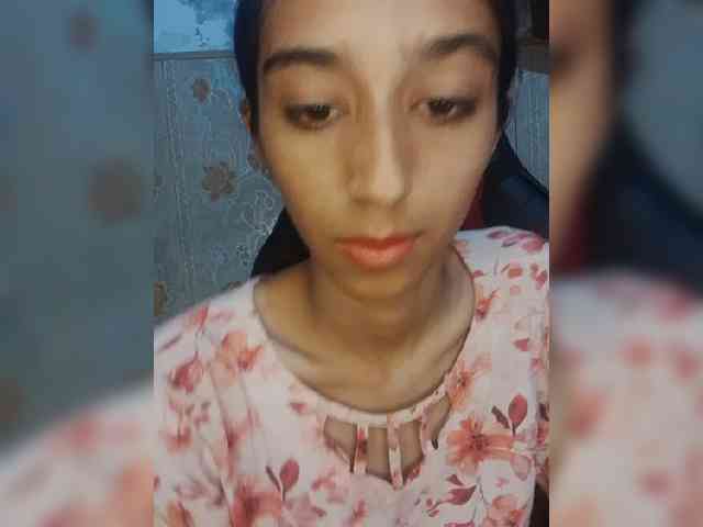 AlinaPopy webcam