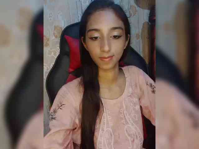 AlinaPopy webcam