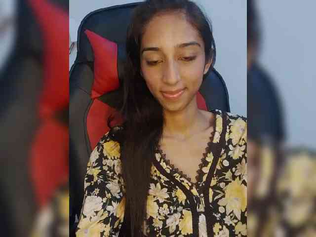 AlinaPopy webcam