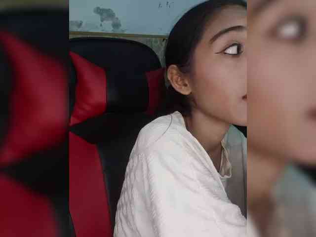 AlinaPopy webcam
