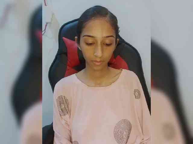 AlinaPopy's webcam live show