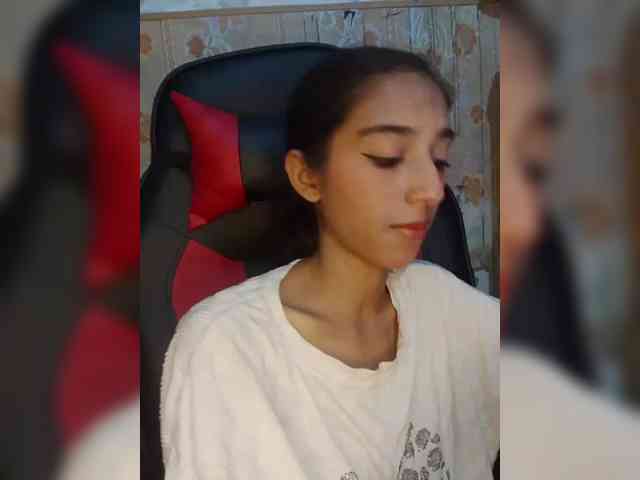 AlinaPopy webcam