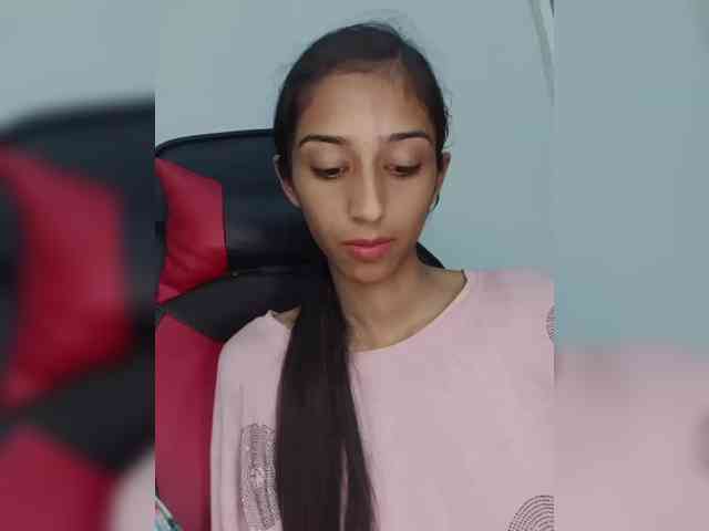 AlinaPopy webcam