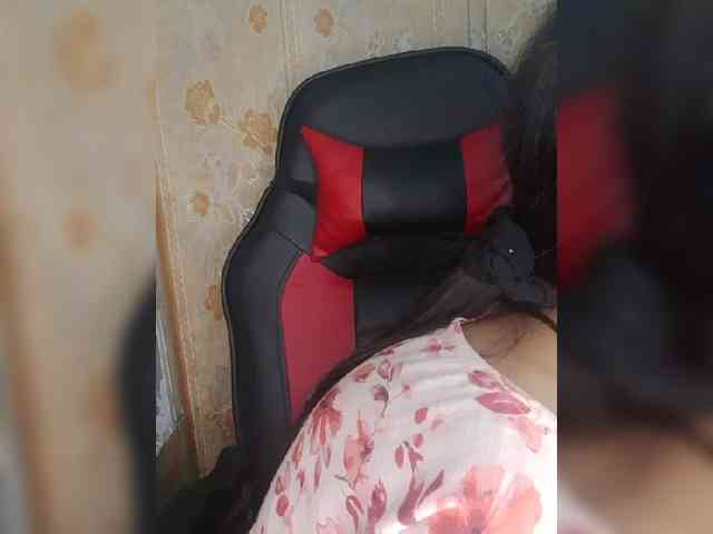 AlinaPopy webcam