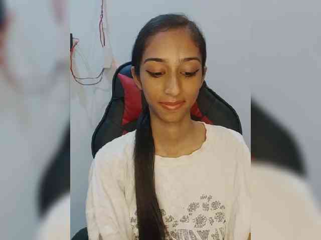 AlinaPopy webcam