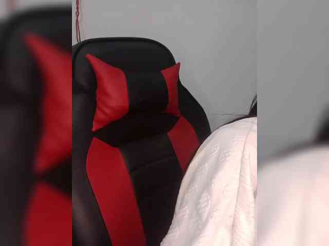 AlinaPopy webcam