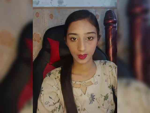 AlinaPopy webcam