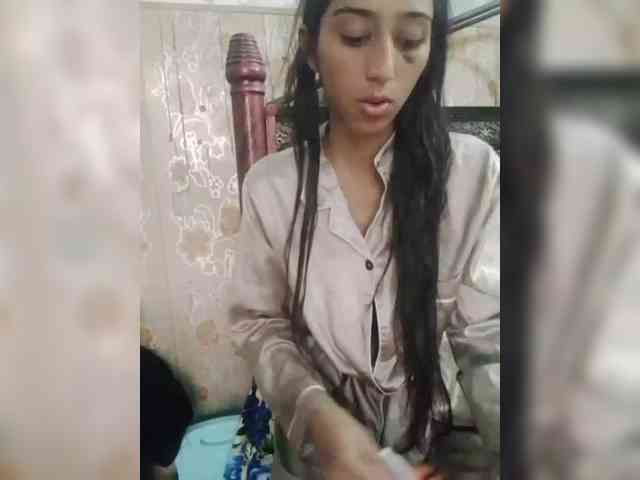 AlinaPopy webcam