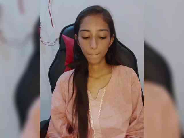 AlinaPopy webcam