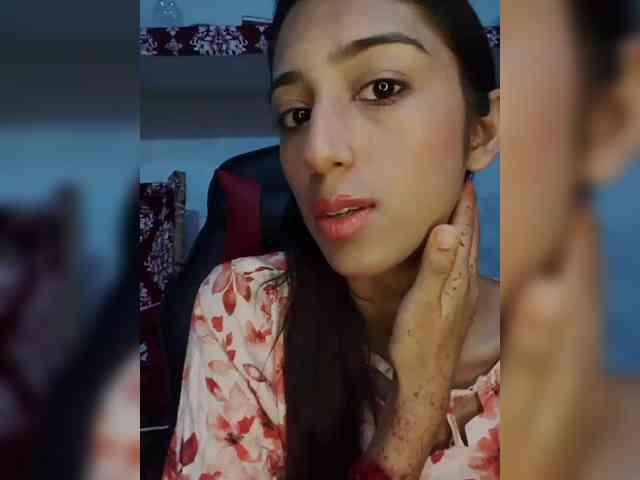 AlinaPopy webcam