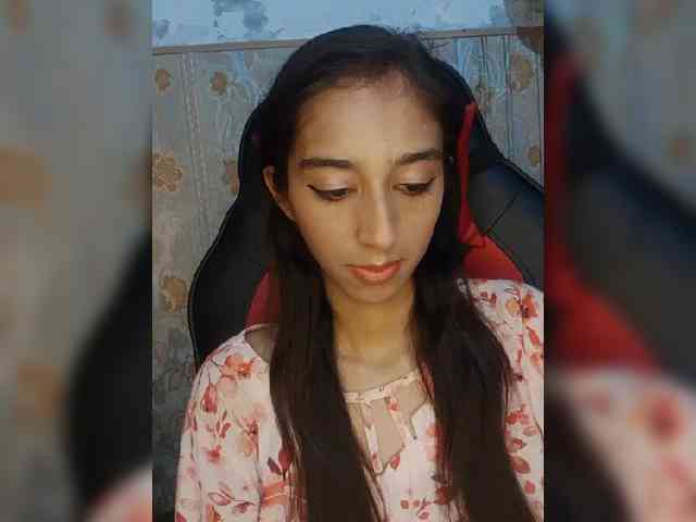 AlinaPopy webcam