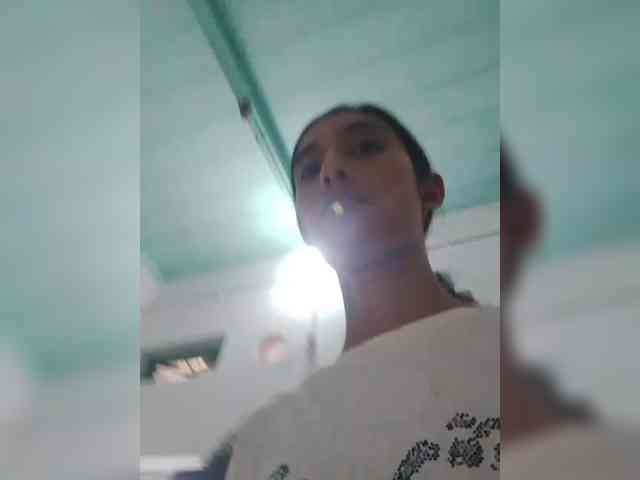 AlinaPopy webcam