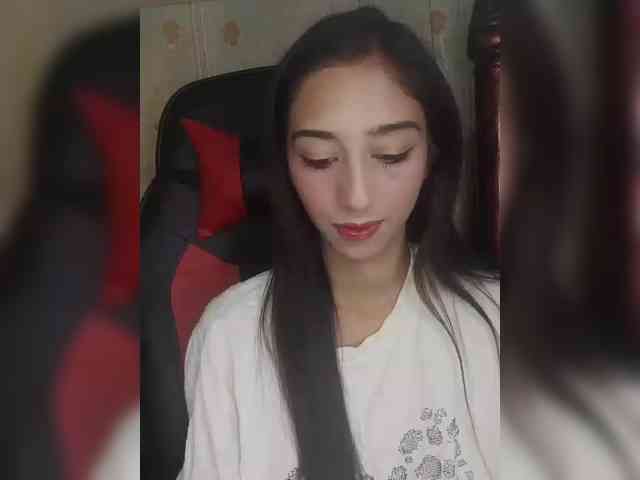 AlinaPopy webcam