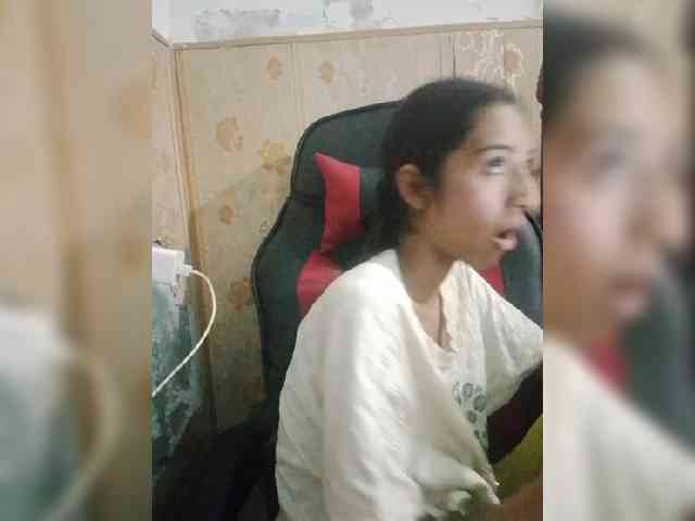 AlinaPopy webcam