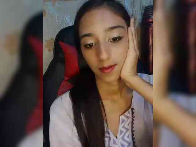 AlinaPopy webcam