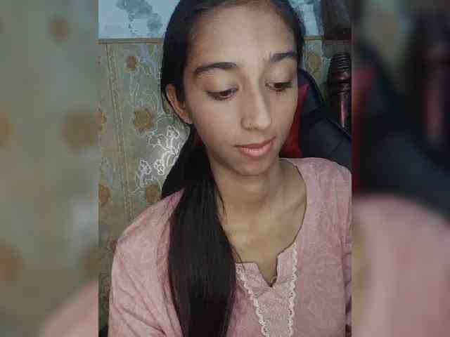 AlinaPopy webcam
