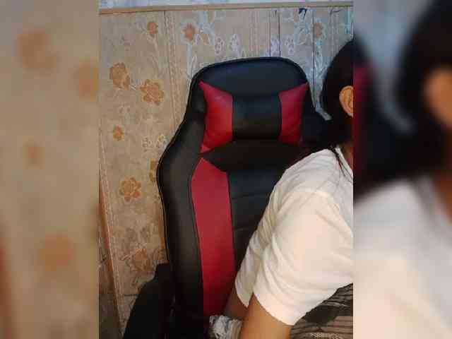 AlinaPopy webcam