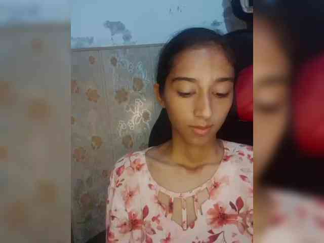AlinaPopy webcam
