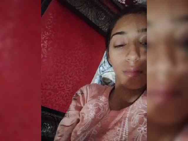 AlinaPopy webcam