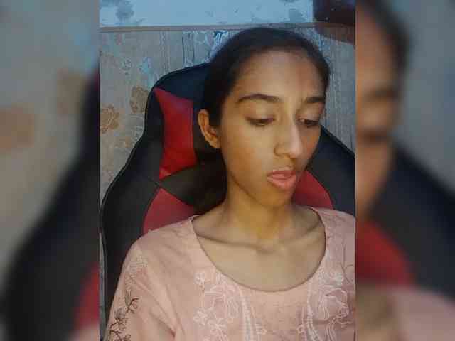 AlinaPopy webcam