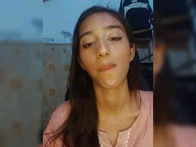 AlinaPopy webcam