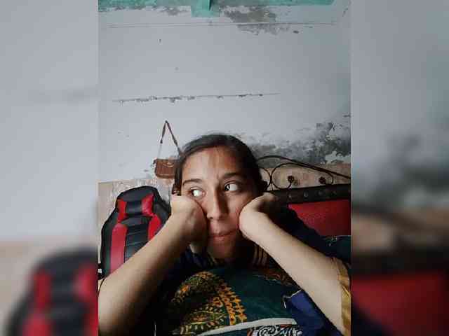 AlinaPopy webcam