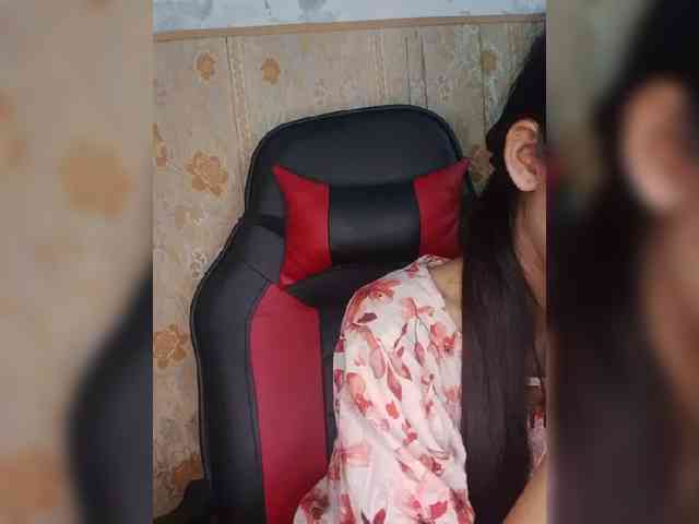 AlinaPopy webcam