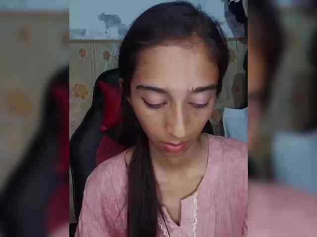 AlinaPopy webcam