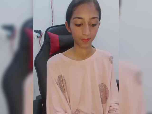 AlinaPopy webcam