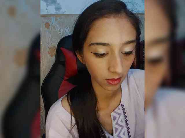 AlinaPopy webcam