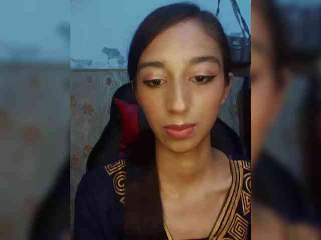AlinaPopy webcam