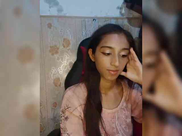 AlinaPopy webcam