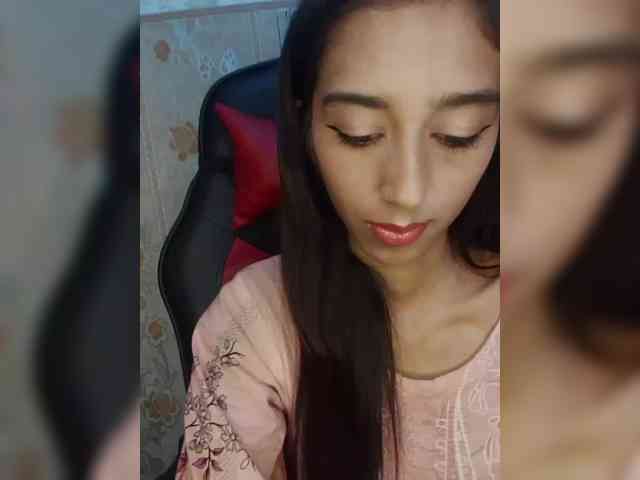 AlinaPopy webcam