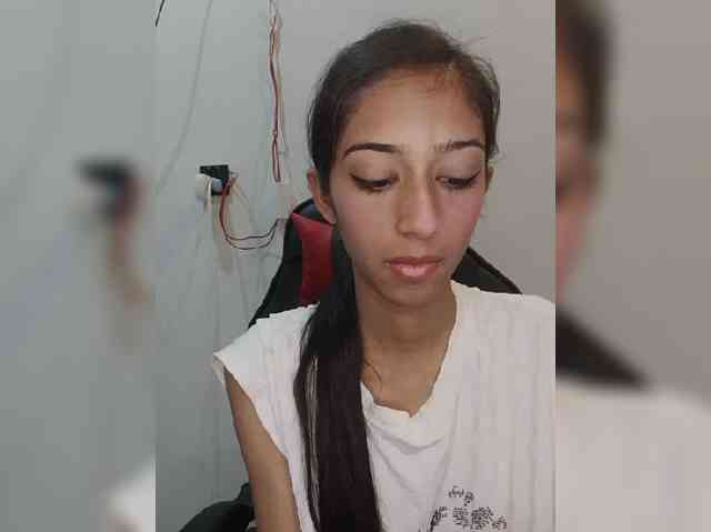 AlinaPopy webcam
