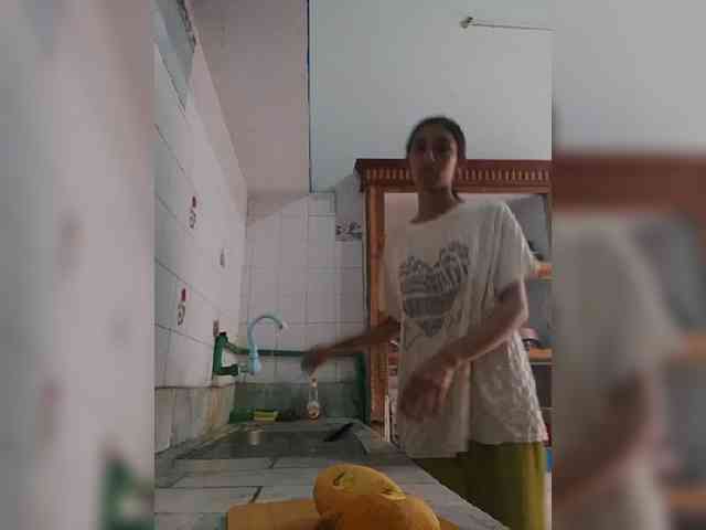 AlinaPopy webcam