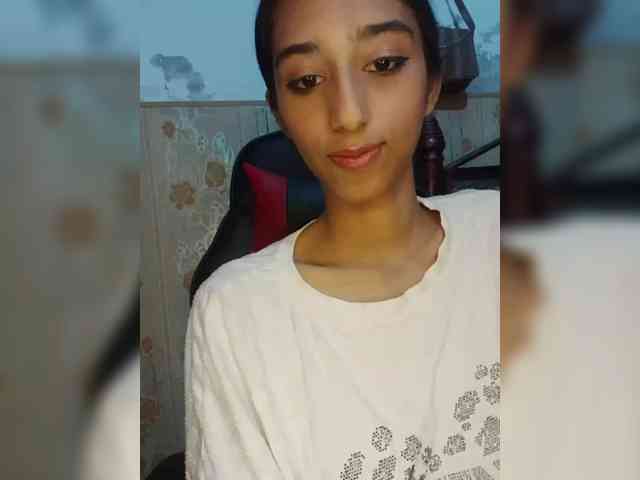 AlinaPopy webcam