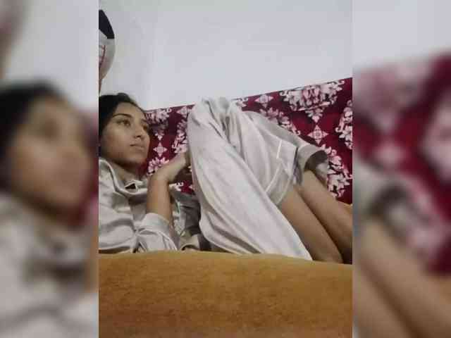 هذا النموذج مباشر الآن. AlinaPopy