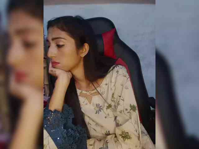 AlinaPopy webcam