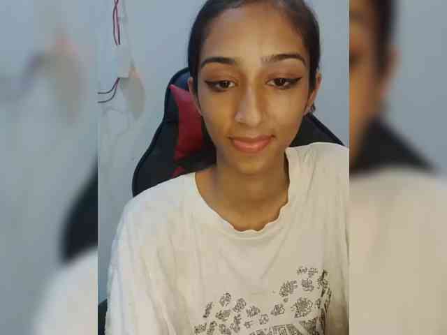 AlinaPopy webcam
