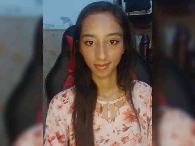 AlinaPopy webcam