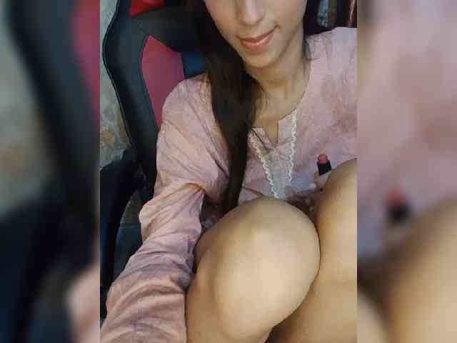 AlinaPopy webcam