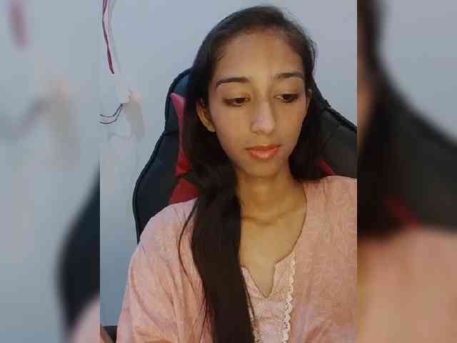 AlinaPopy webcam
