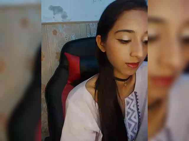 AlinaPopy webcam